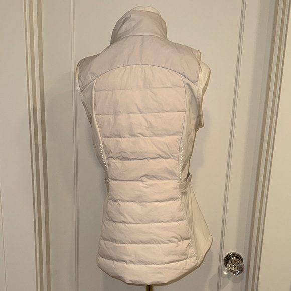 Lululemon Athletica Light Beige Quilted Vest - Picture 4 of 4